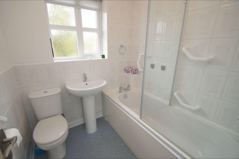 B Crabtree Drive Bromsgrove Worcestershire